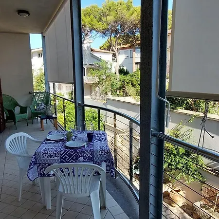 A 20 Mt Dal Mare Con Ombrellone E Sdraio In Spiaggia Apartment