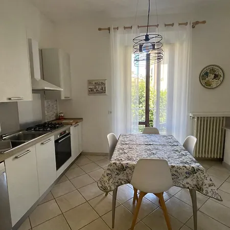 Appartement A 20 Mt Dal Mare Con Ombrellone E Sdraio In