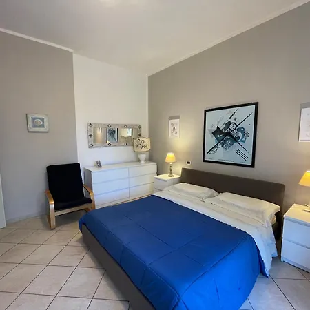 Appartement A 20 Mt Dal Mare Con Ombrellone E Sdraio In *