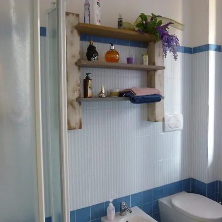 Appartement A 20 Mt Dal Mare Con Ombrellone E Sdraio In Castiglioncello